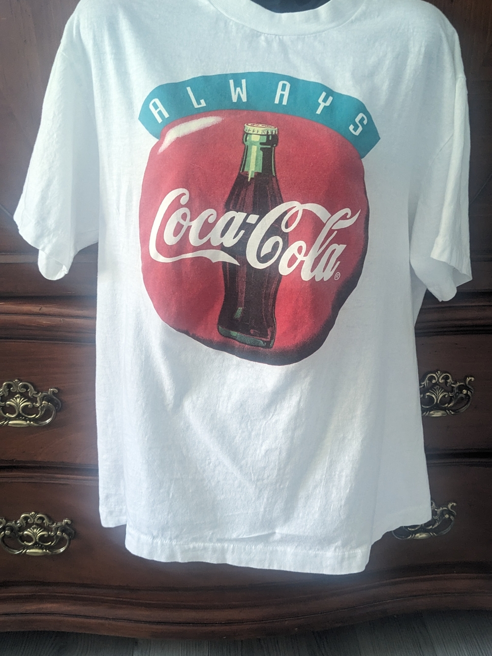 Coca Cola Men's White Graphic Tee – Red Logo